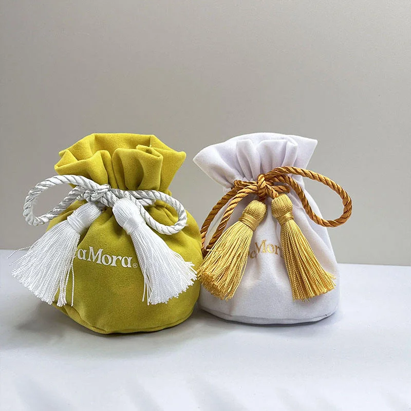 Velvet Coin Pouch product view 2